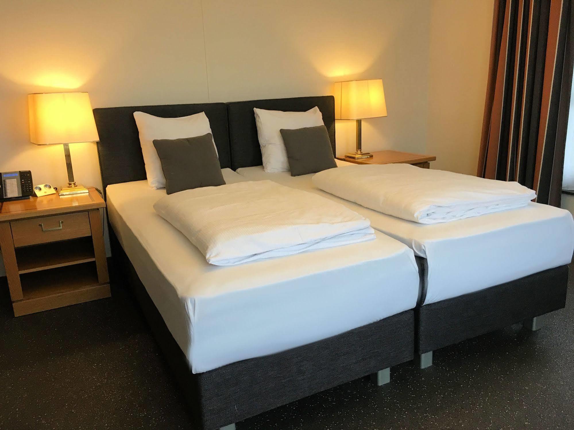 Hotel Hof Van 'S Gravenmoer 's-Gravenmoer Экстерьер фото