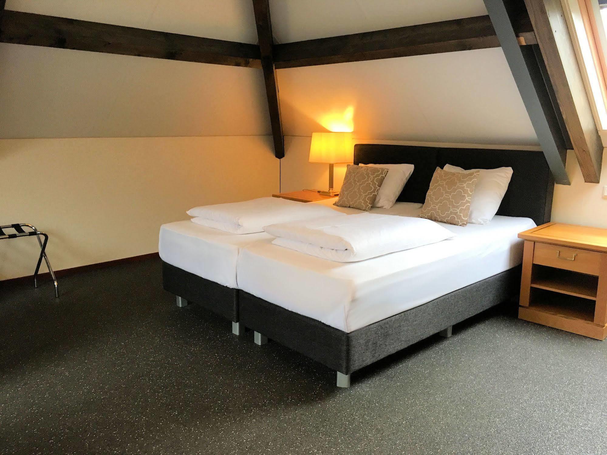 Hotel Hof Van 'S Gravenmoer 's-Gravenmoer Экстерьер фото